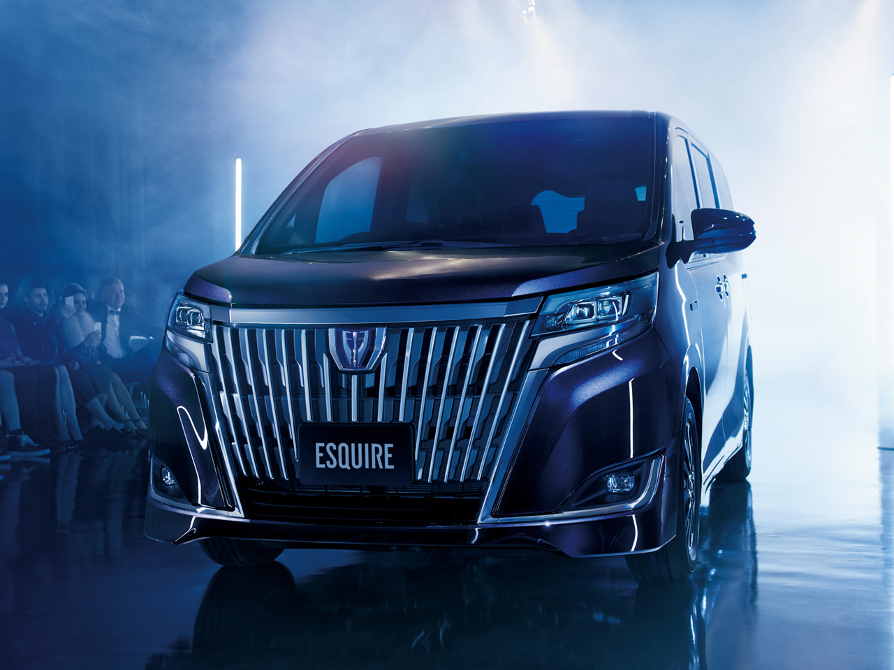 トヨタ エスクァイアの価格・新型情報・グレード諸元 価格.com