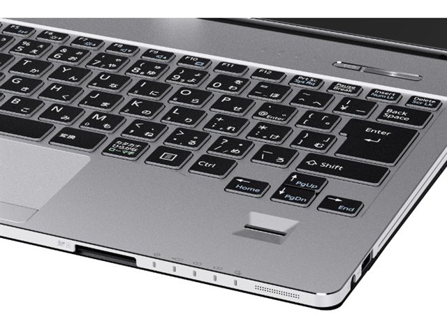FMV LIFEBOOK SH90/T FMVS90TB [スパークリングブラック]の製品画像