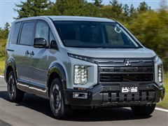 三菱 デリカ D:5の価格・新型情報・グレード諸元 価格.com