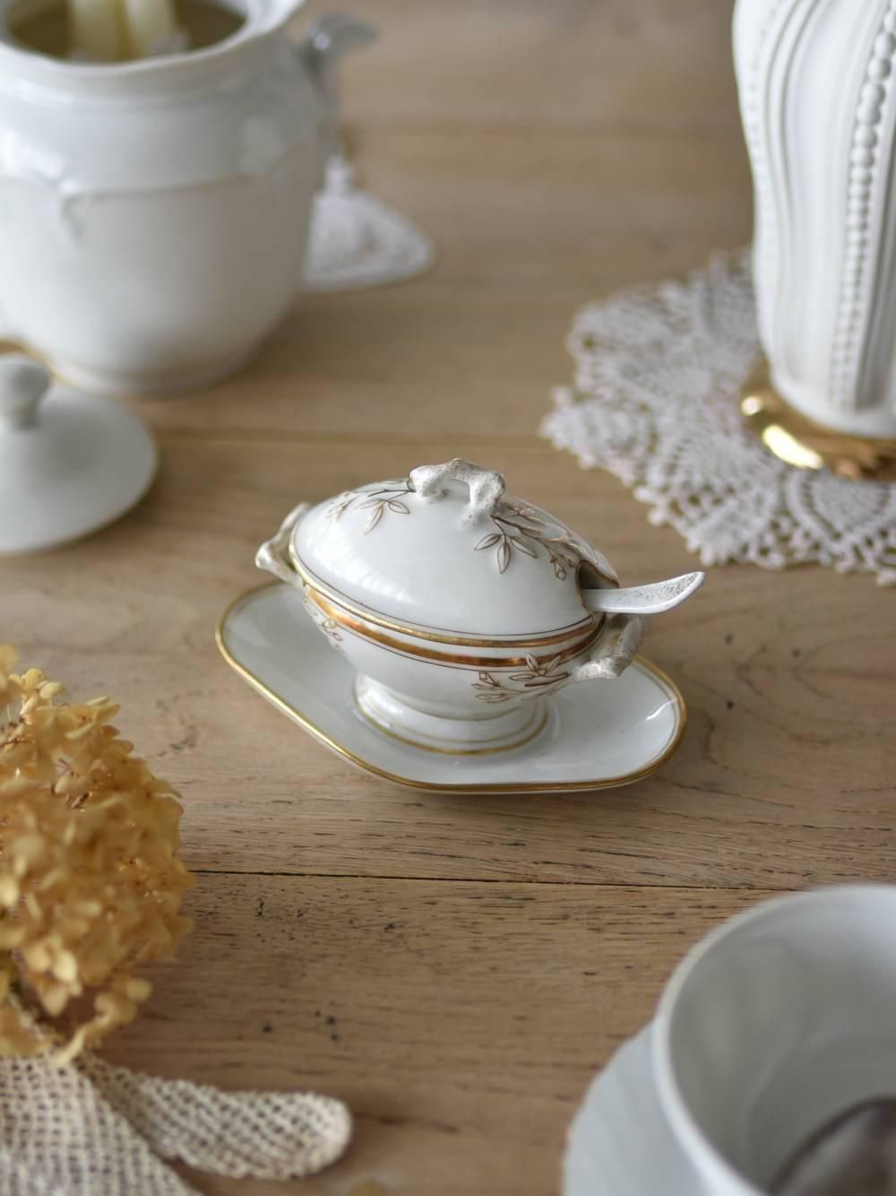 ムタディエール.11 フランスアンティーク食器 テーブルウェア