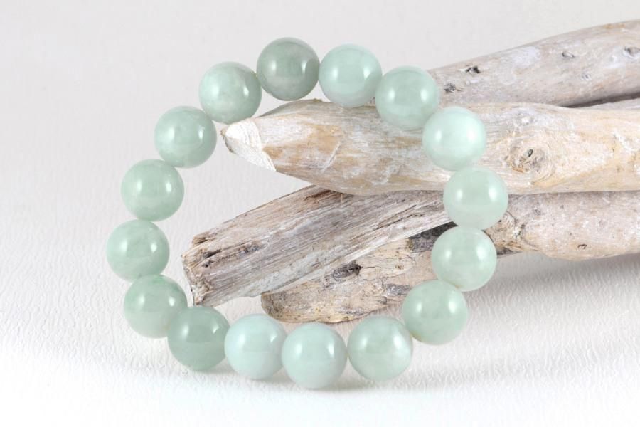 本翡翠 13.5mm玉 ブレスレット (ミャンマー産)｜天然石通販キラリ石