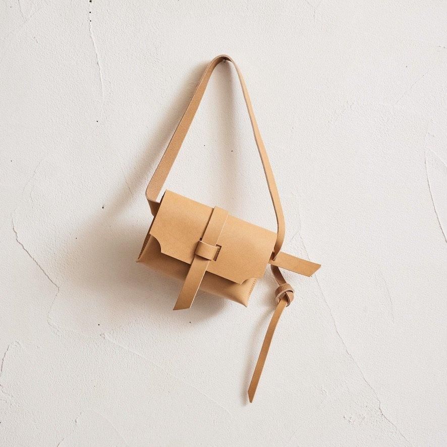 ARCHI / LEATHER BODY BAG-ARCHIの通販EQUAL