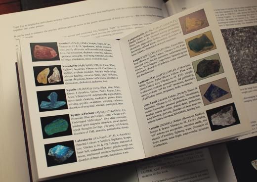 Melody♪】Love is in the Earth: Passport to Crystals - The Little