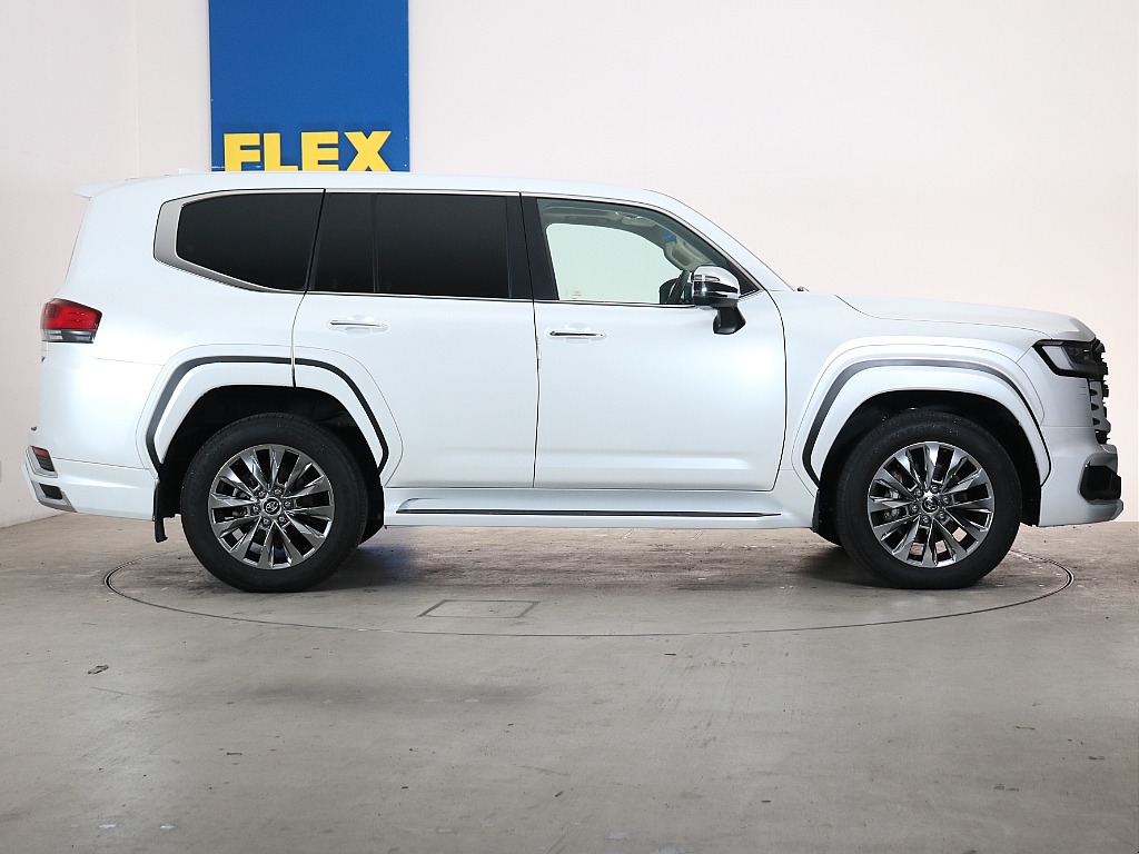 トヨタ ランドクルーザー300 3.5 ZX 4WD(R05年式,2.4万km) | FLEX