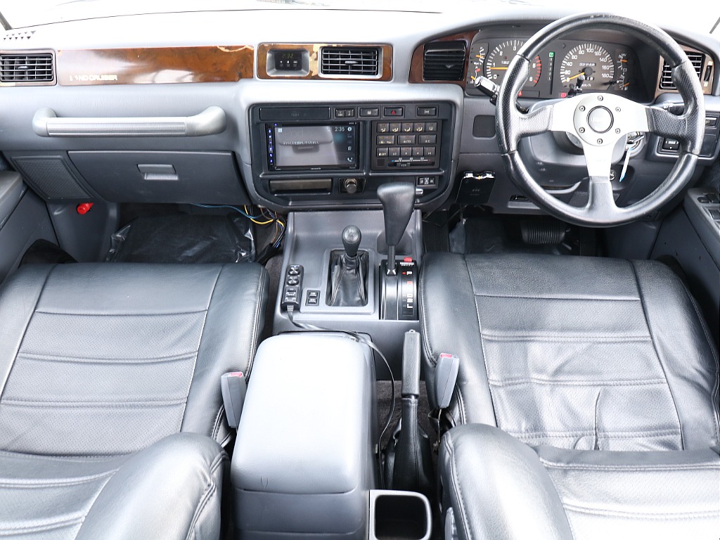 トヨタ ランドクルーザー80 4.2 VX ディーゼルターボ 4WD(H07年式,23.1