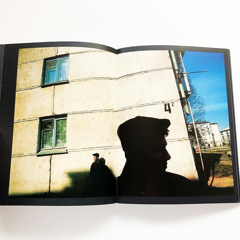 SATELLITES Jonas Bendiksen - 古本買取 2手舎/二手舎 nitesha 写真集