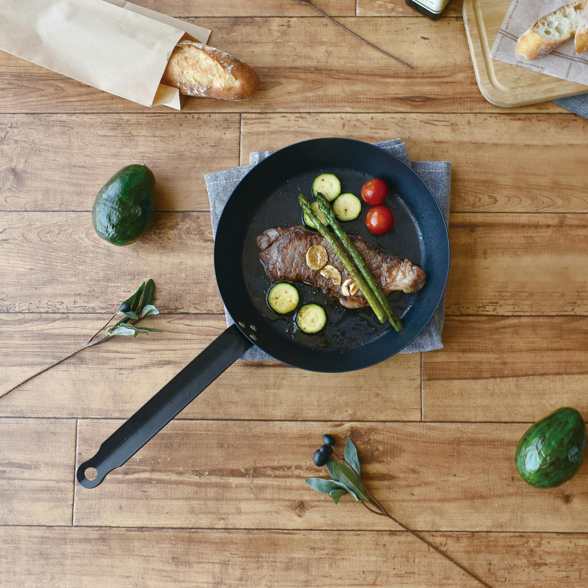 パークレーン 窒化加工鉄フライパン28cm (幅)52(奥)28.3(高)9.2cm ガス