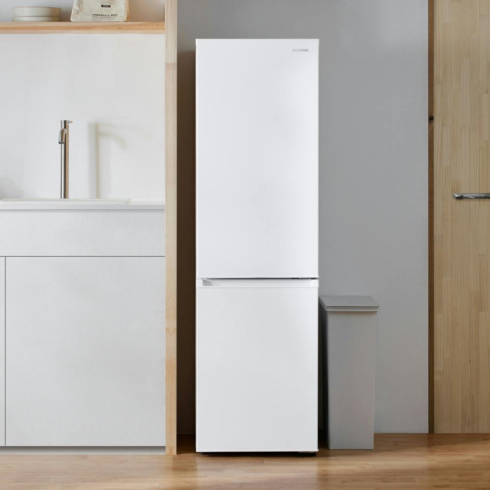 アイリスオーヤマ 冷凍冷蔵庫 170L IRSD-17A-W ホワイト 冷蔵庫 大容量