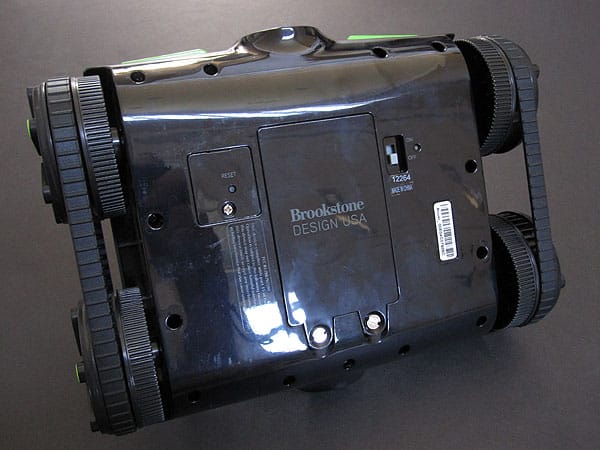 Review: Brookstone Rover 2.0 App-Controlled Wireless Spy Tank