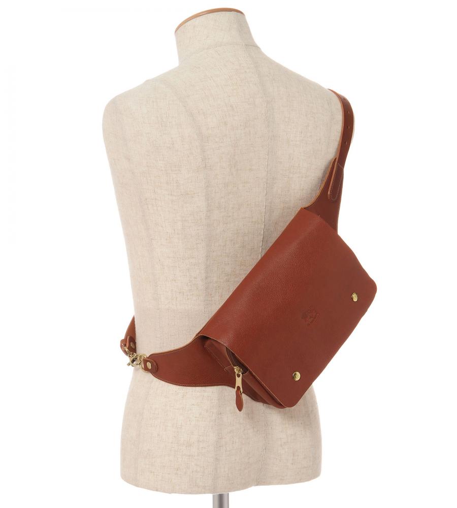 バムバッグ | その他 | バッグ | オンラインストア | IL BISONTE (イル