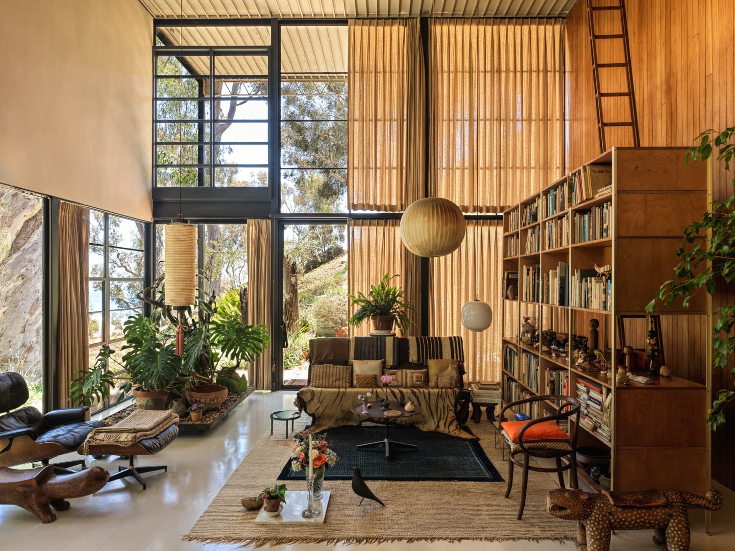 Inside The Newly Restored Eames House In L.A. - Interior Design