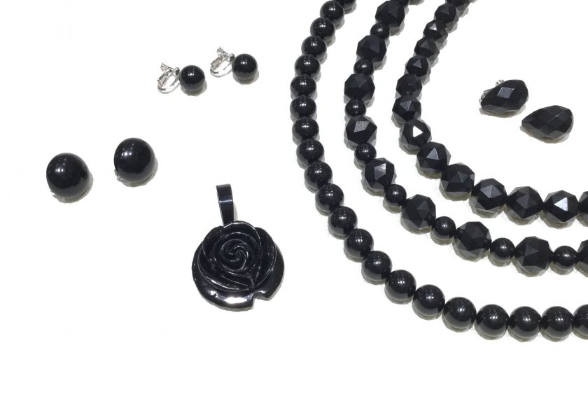 漆黒の宝石” ジェット | 愛知県一宮市（尾西市）宝石店キラキラキラ