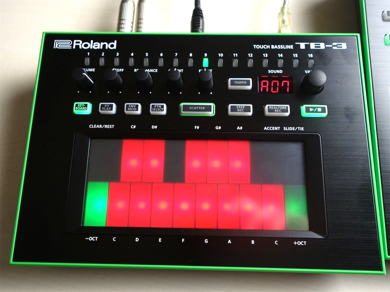 TB-3 徹底検証 ナイスな波形です【レビュー】ローランド「AIRA」が