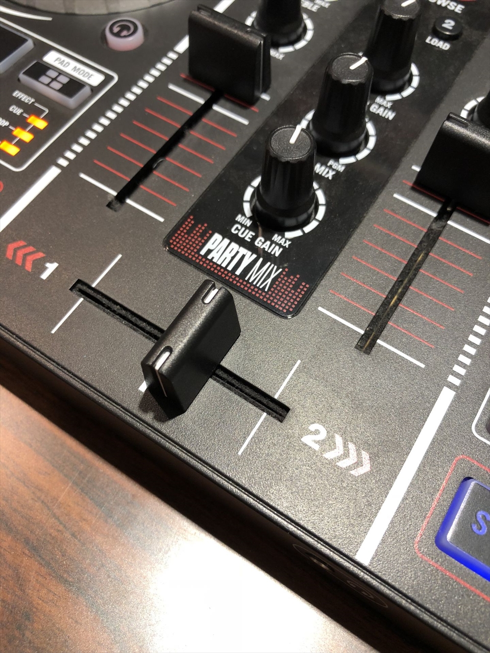 わずか￥10,000 であなたもDJデビュー？ Numark Partymix レビュー