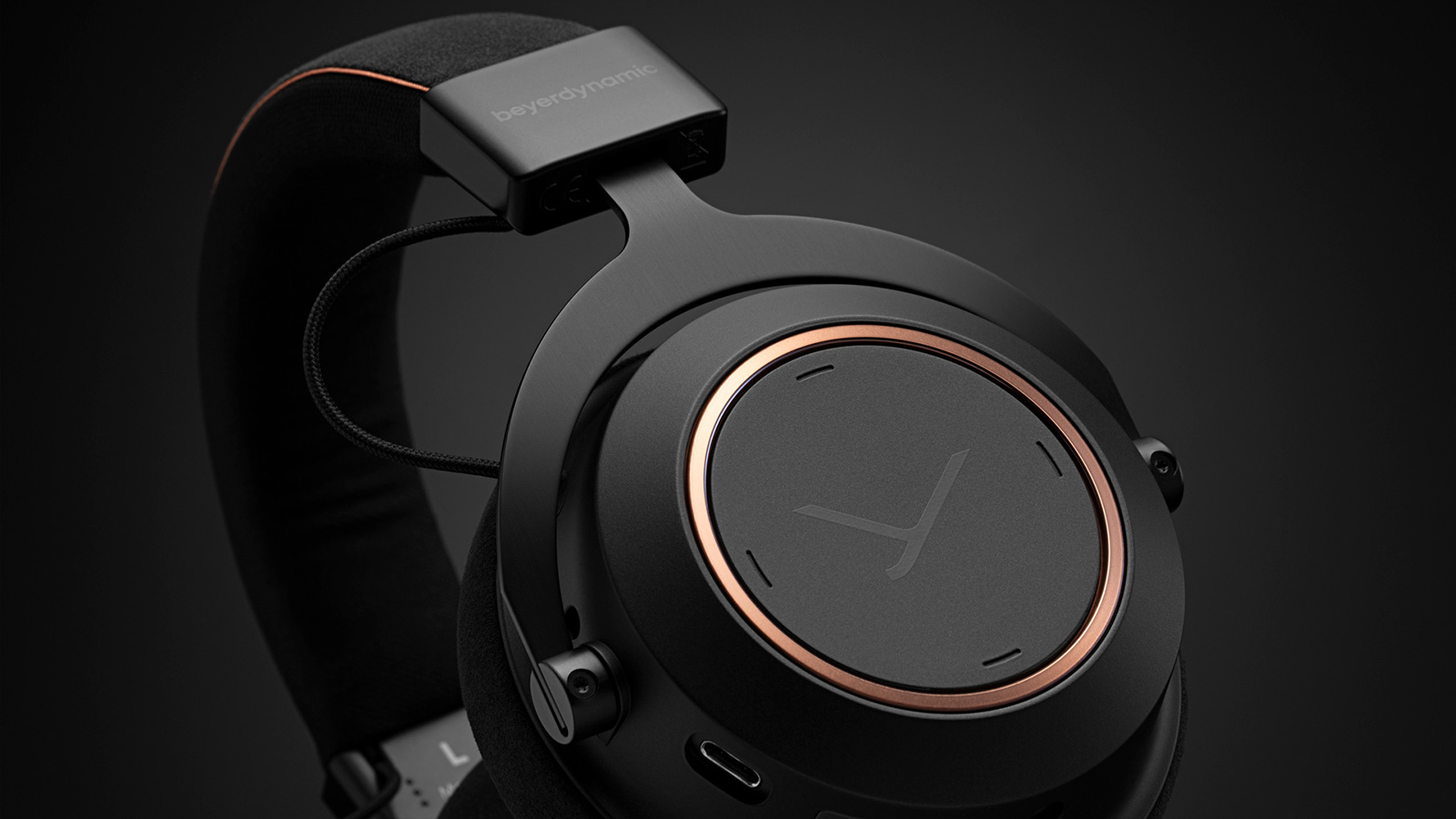 beyerdynamic Amiron Wireless JP COPPER | エレガントな配色を採用