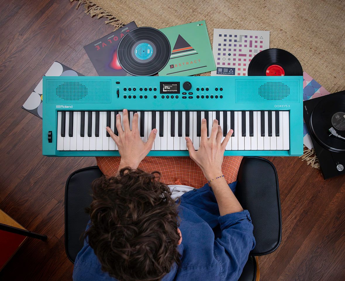 Roland GO:KEYS 3 / 5 | 1000種類以上のZEN-Core音色を収録、自動伴奏