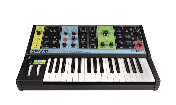 Behringer ” The Model 15 ” | Moog「Model 15」の回路をベースにした