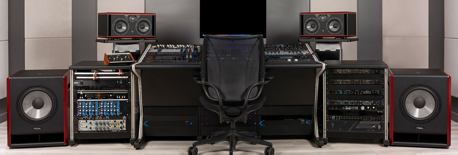 Focal ST6 シリーズ | プロフェッショナルラインのニアフィールド