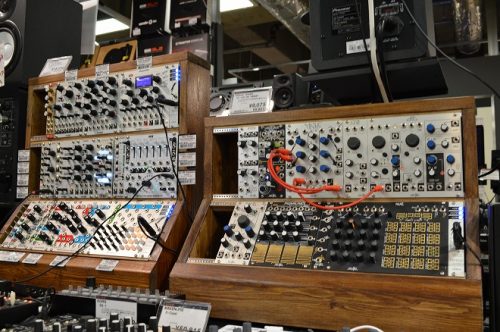 お買い得なモジュラーシンセケース「Vivicat Green」木製ケース