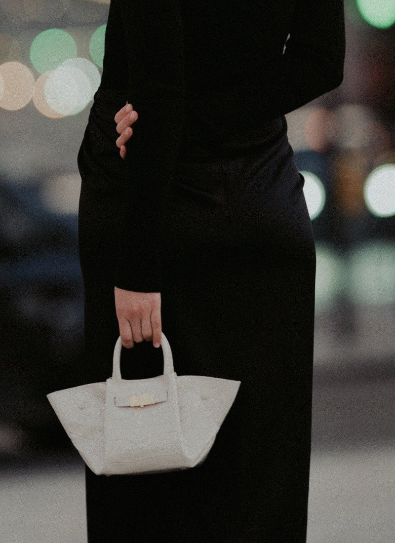 ISOLE公式 ｜ カテゴリ―から探す