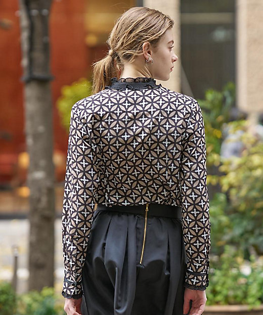 モデル美香×DRESSTERIOR】コラボレーション オーバーラップ