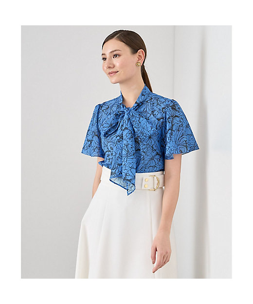 ラインフラワープリントボウタイ ブラウス | ANAYI/アナイ | 三越