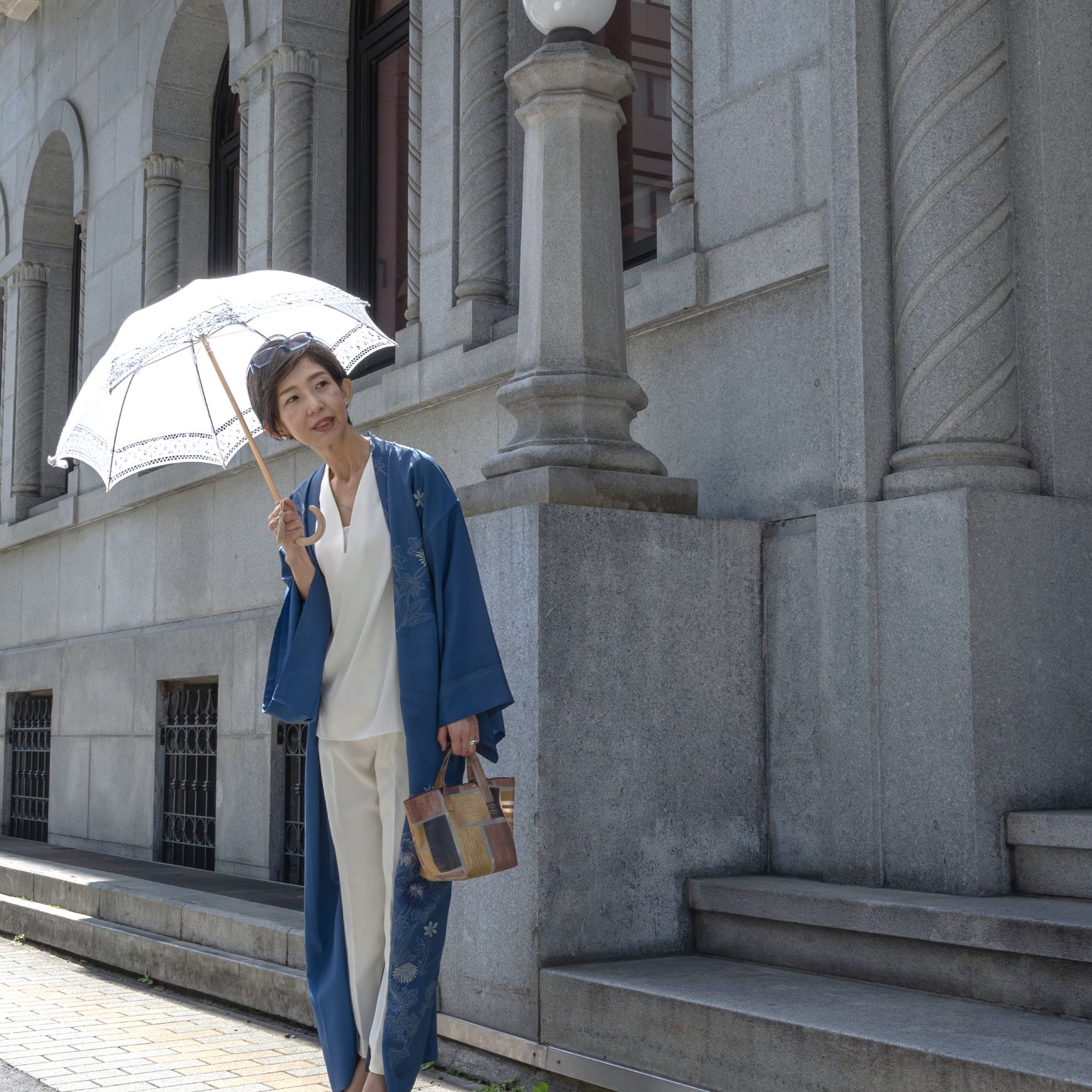 受注生産】銀座きもの装 付下菊桜江戸友禅/紺色(女性用) | 銀座いせよし