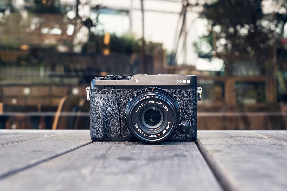 Xシリーズレビュー】初心者女子におすすめ。クラシカルなミラーレス