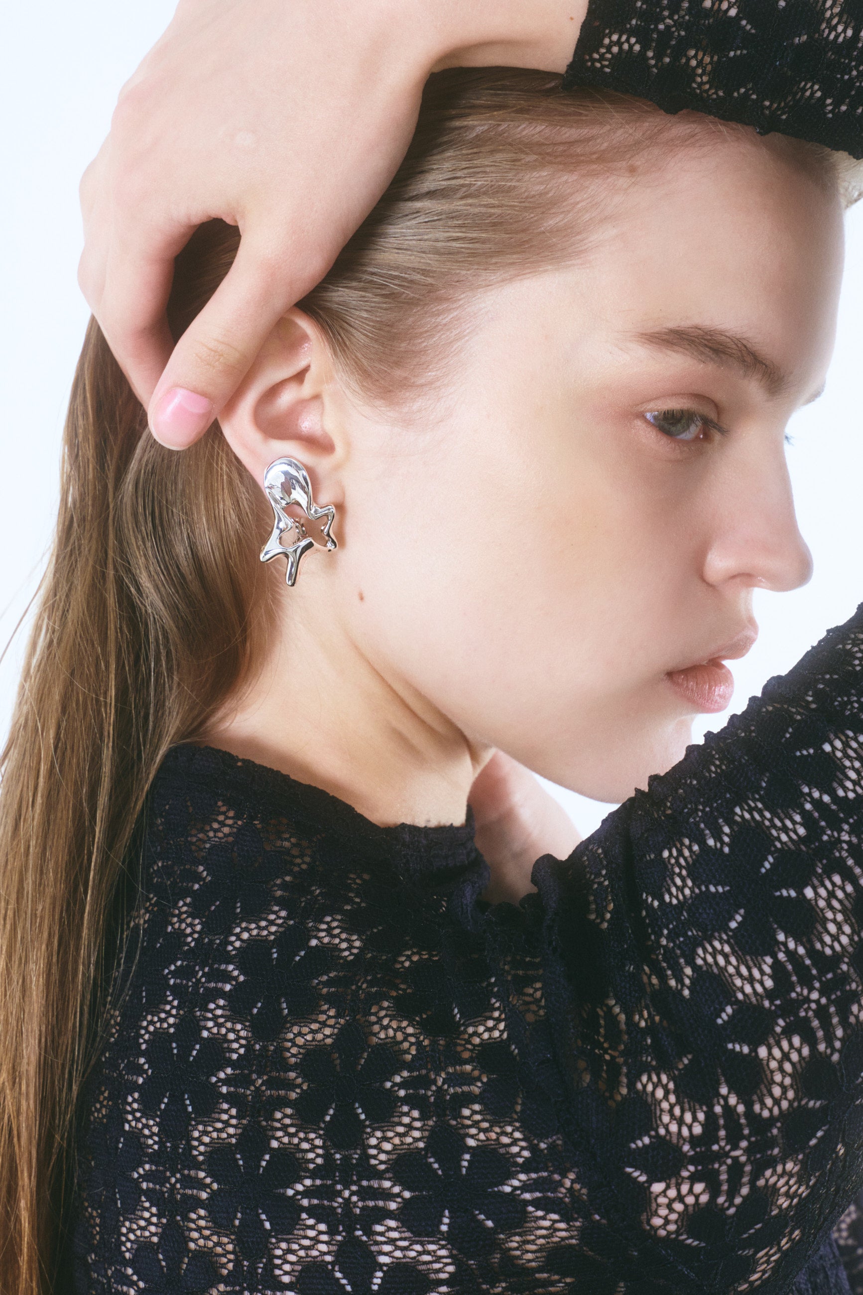 lily earring – iris47