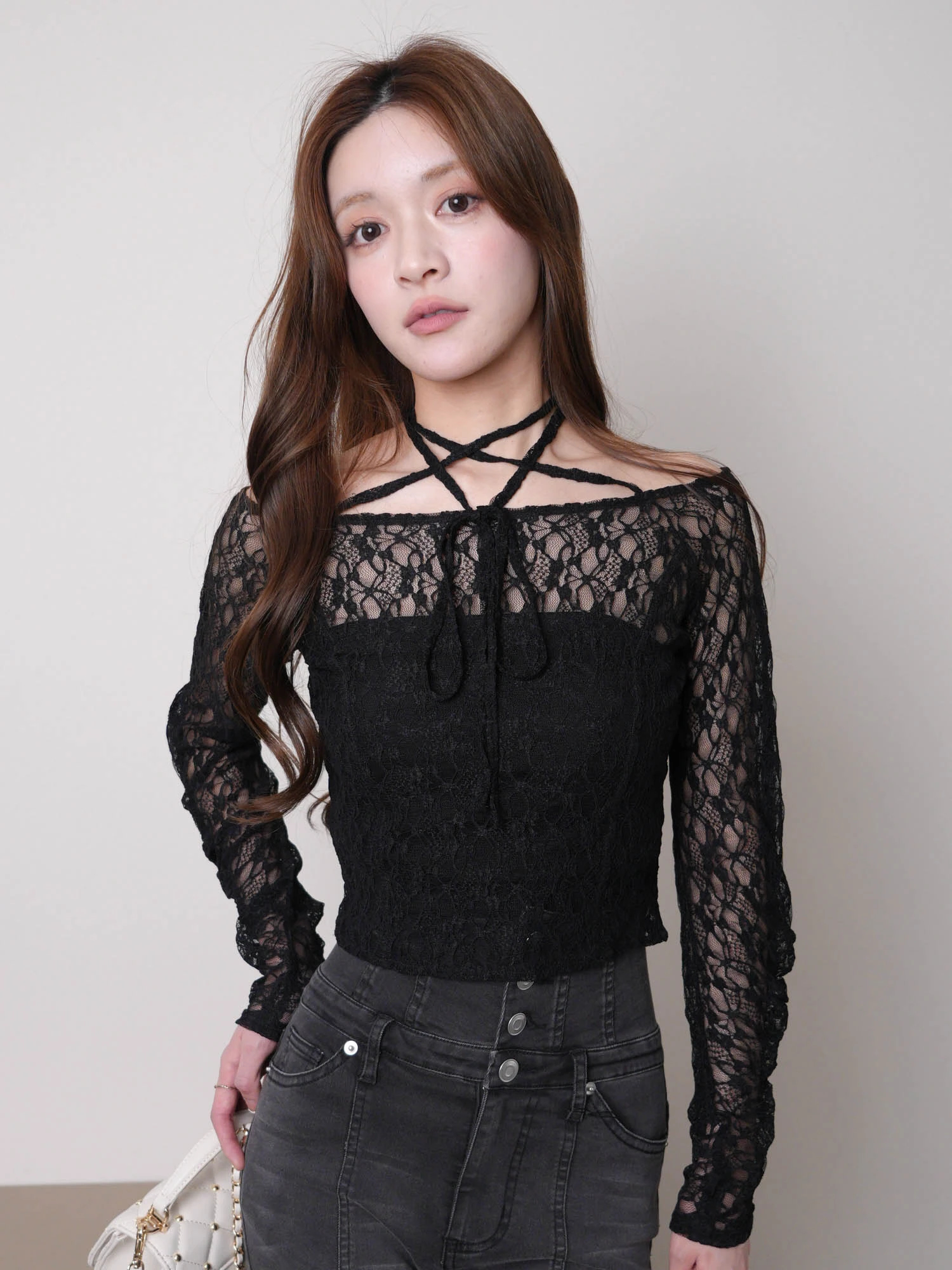 LIP SERVICE（リップサービス）｜ ベアセットストラップオフショル