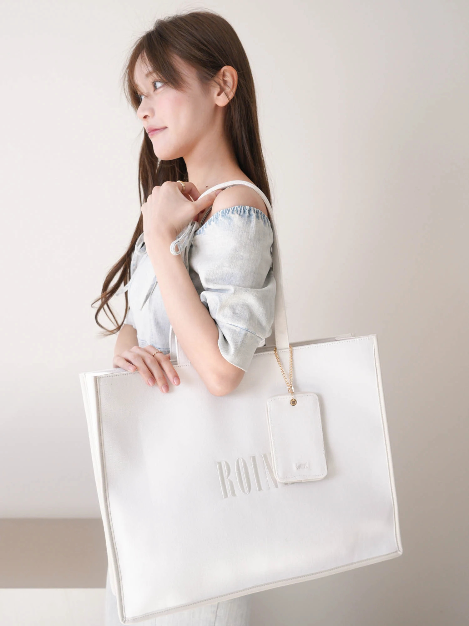 LIP SERVICE（リップサービス）｜ ポイントロゴスクエアトートバッグ