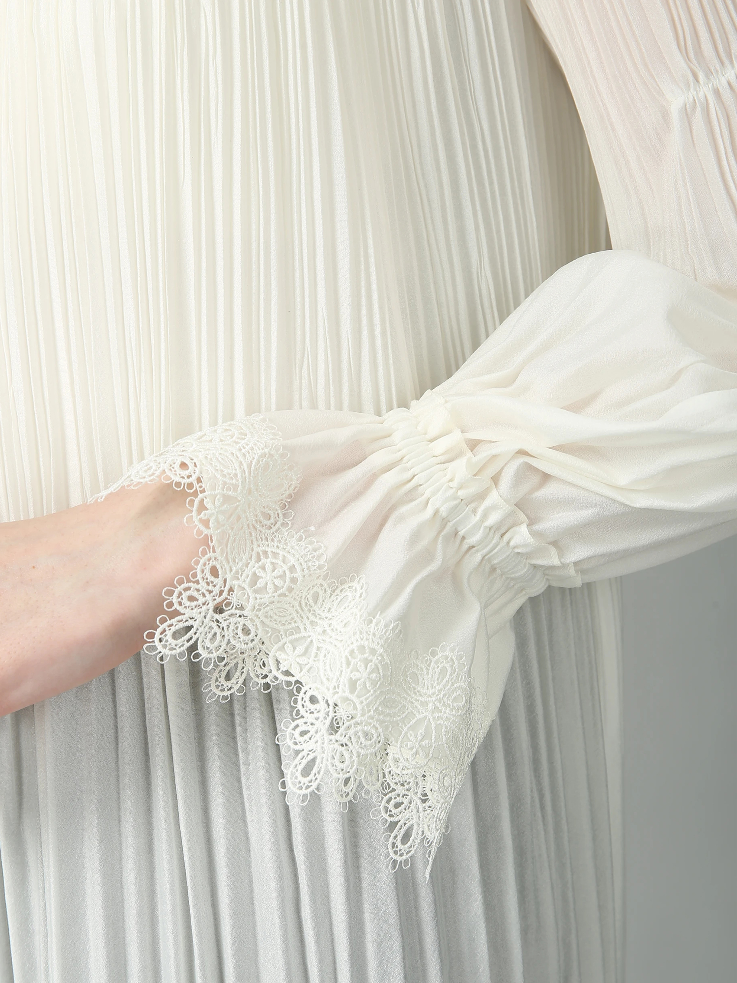 フローラルロープ ブラウス シャツ ｜ MORABITO SPELL（モラビトスペル