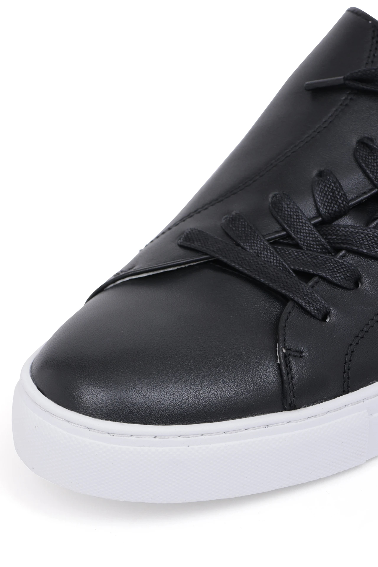 ﾂｲｽﾄｴｯｼﾞｽﾆｰｶｰ / TORNADO MART（トルネードマート）のシューズ通販