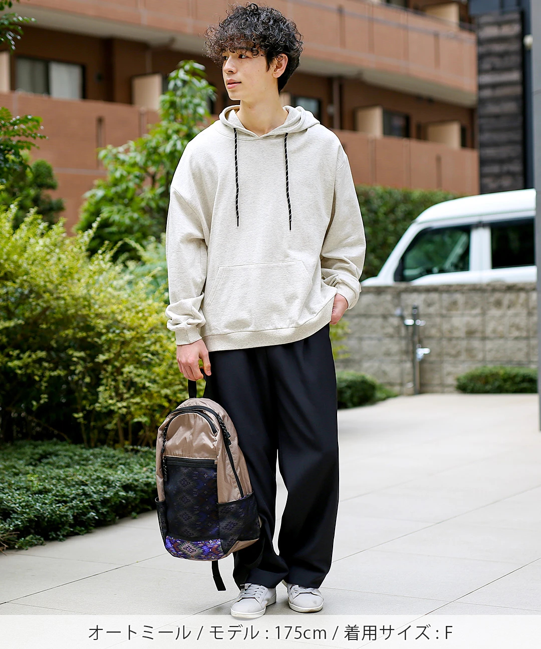 マリアバックプリントプルパーカー 【3月2日(月)15時までの限定価格