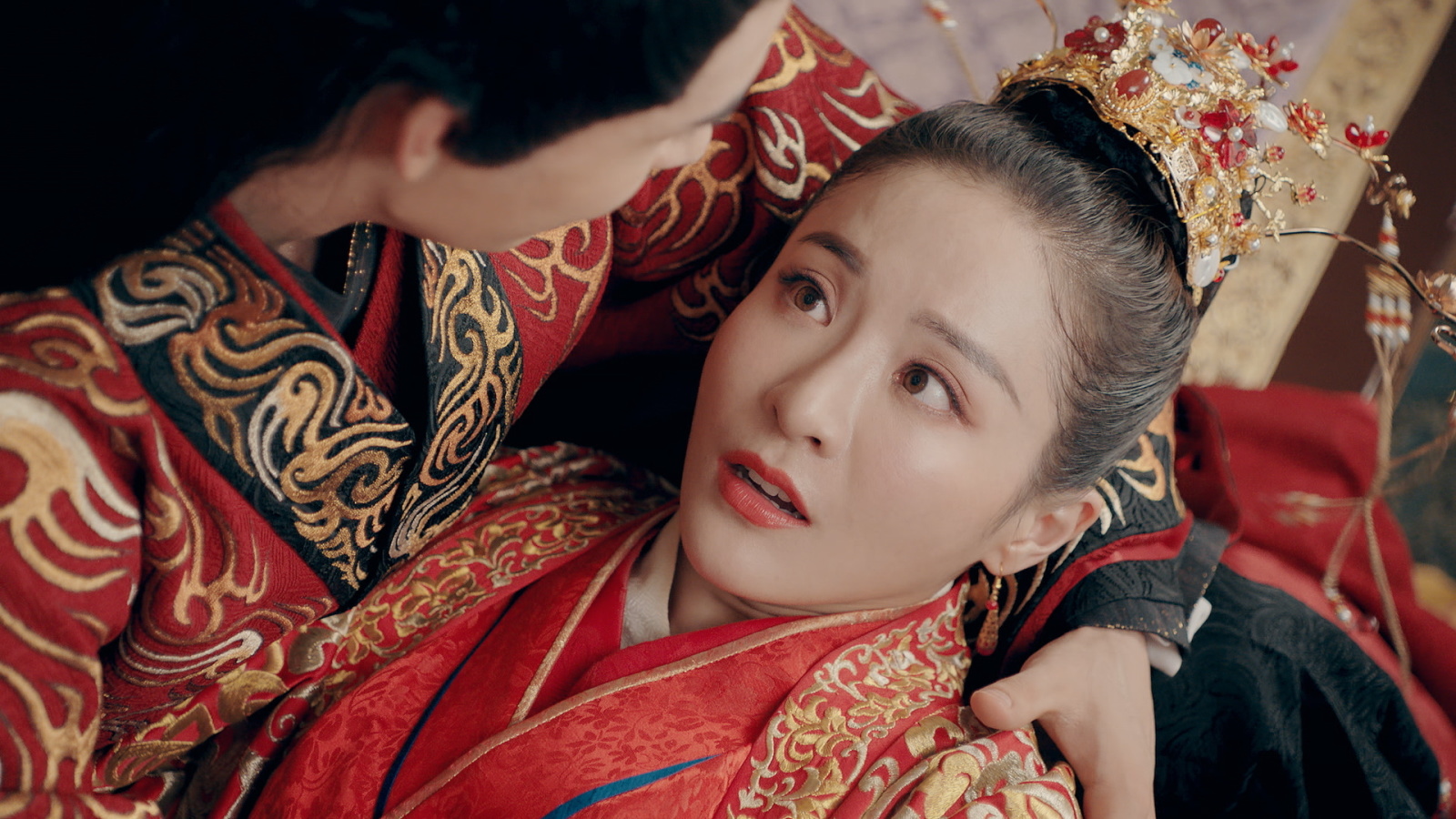 偽りのプリンセスは救世主〜傀儡皇帝を守る運命の王妃〜 DVD-BOX 公式