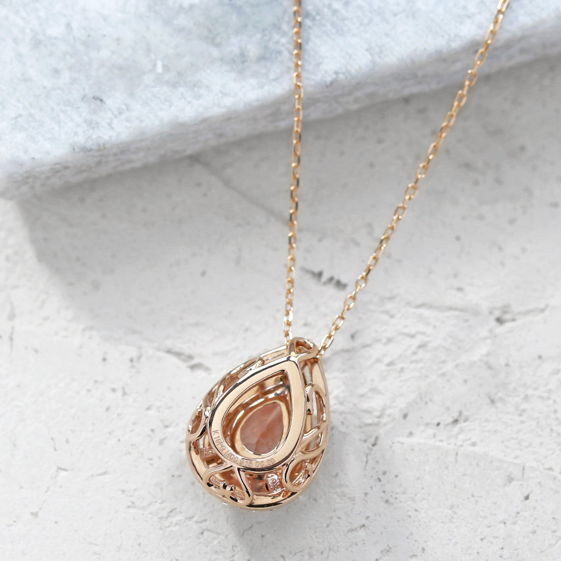 Double -ドゥブル- ペアシェイプ モルガナイトネックレス PG – JaMais