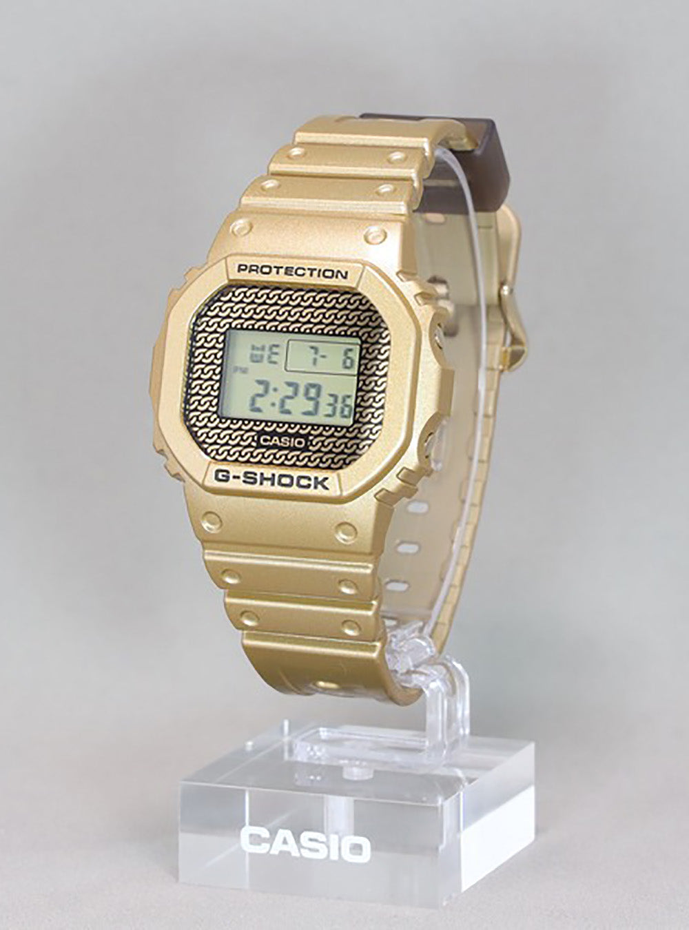 CASIO G-SHOCK GOLD CHAIN DIGITAL 5600 SERIES DWE-5600HG-1JR