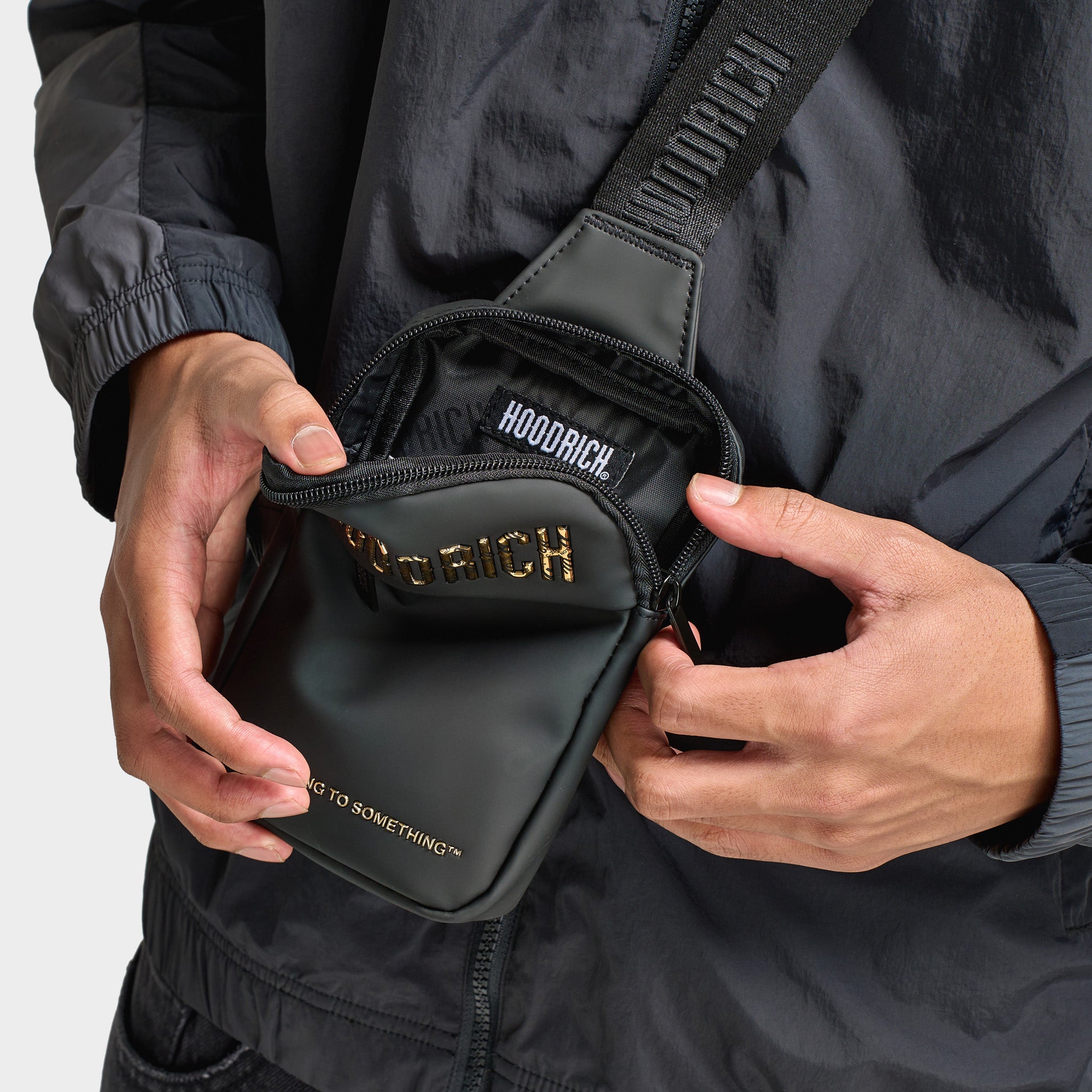 Hoodrich Icarus Clip Mini Bag Black / Gold – JD Sports