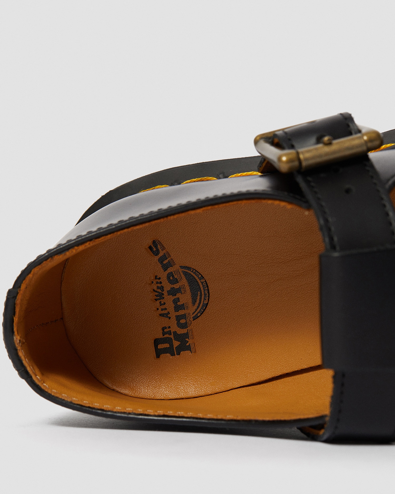 POLLEY Tバーシューズ