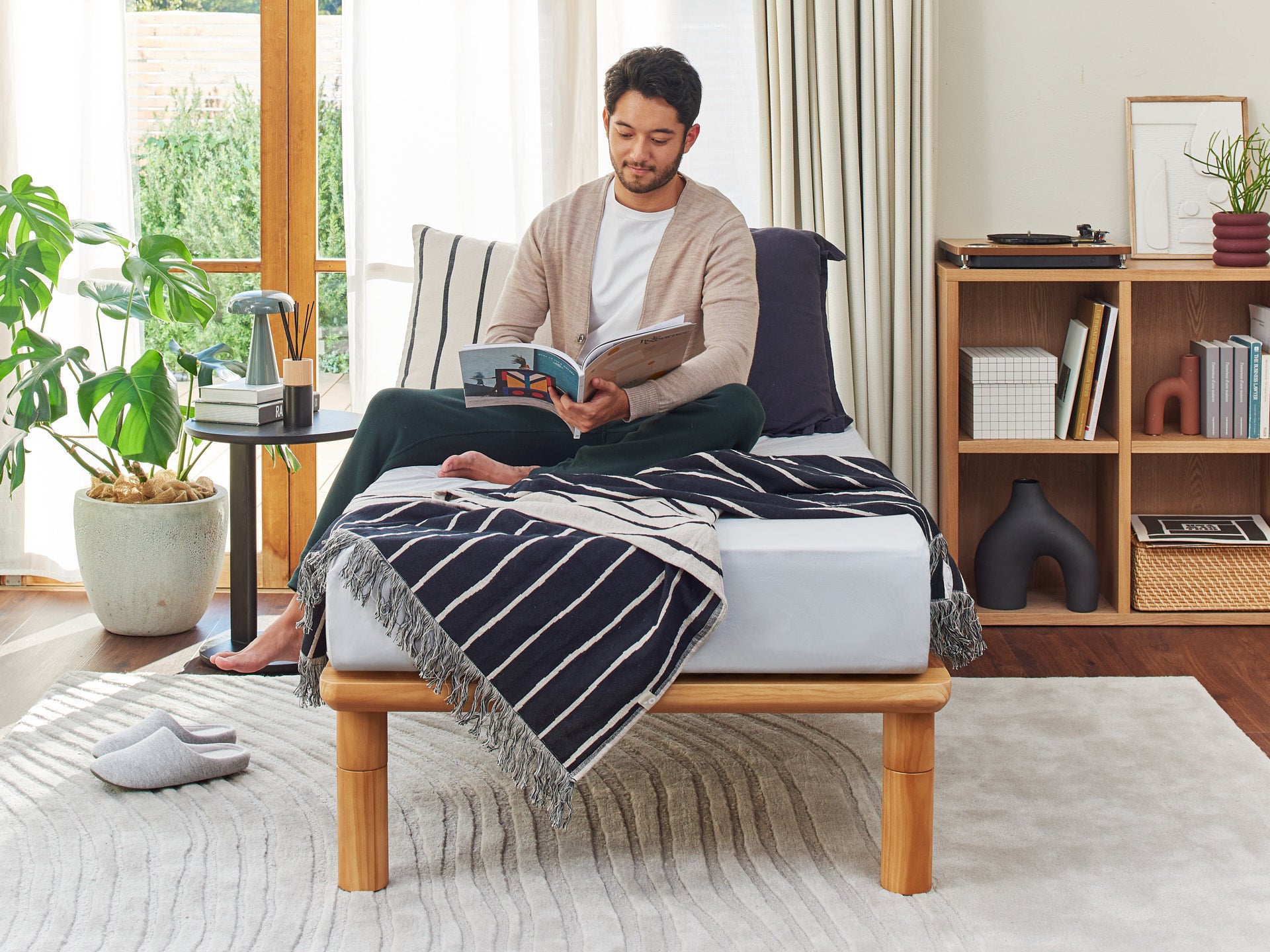 コアラミライカスタムベッドフレーム｜高さ調整可能木製ベッド