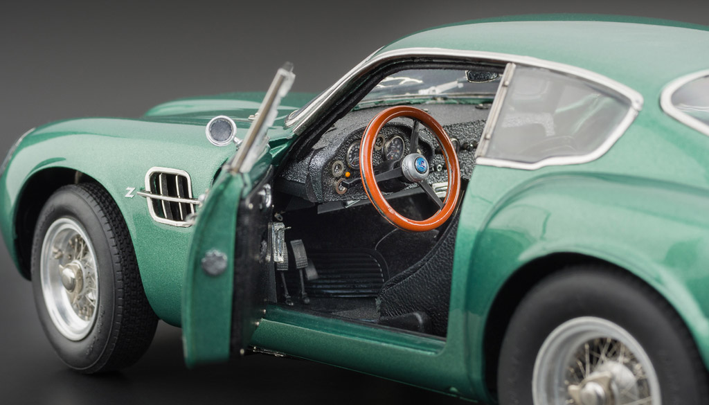 Aston Martin DB4 GT Zagato, 1961 - ダイキャストモデル - CMC M-132