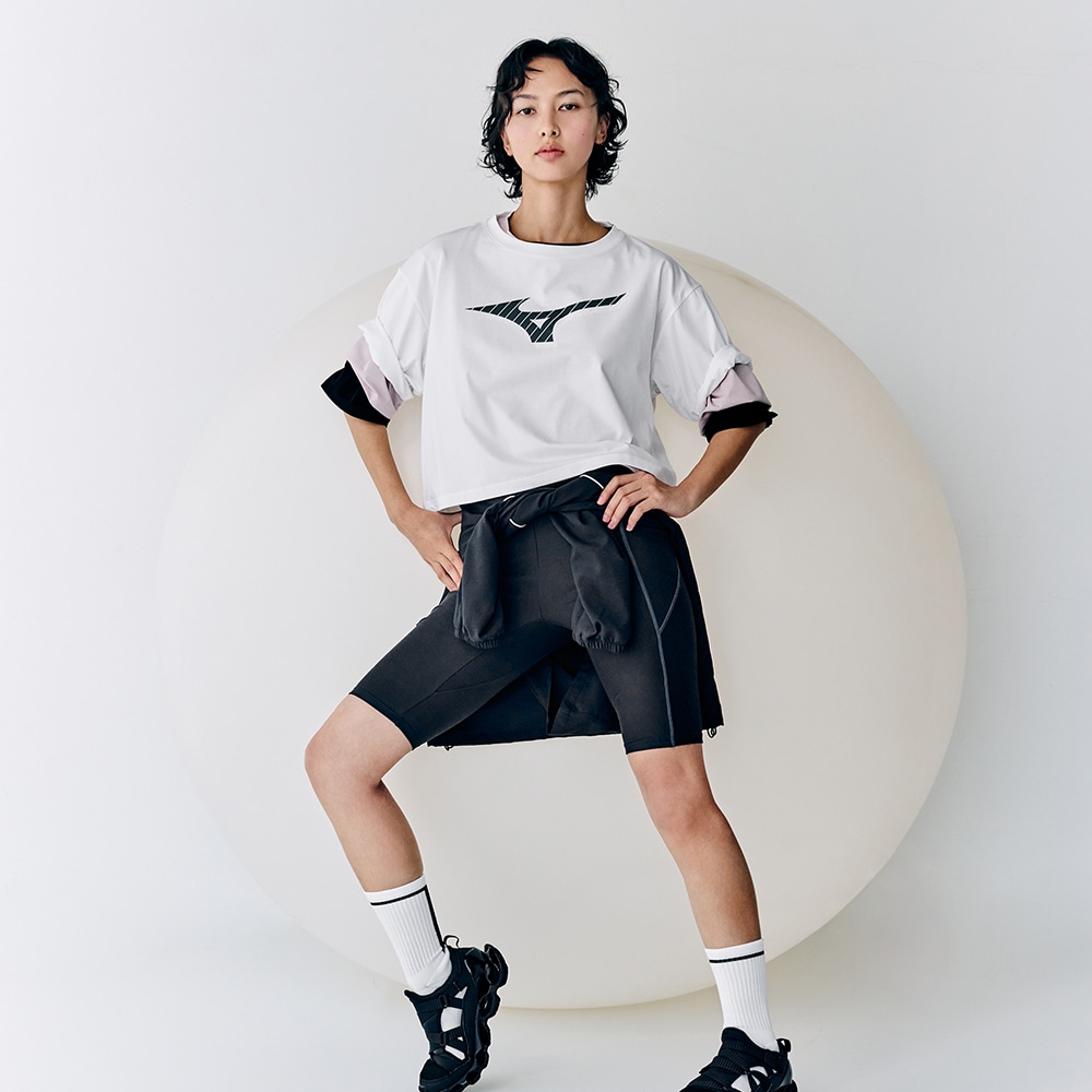 ミズノ直営限定】ビッグロゴクロップドTシャツ(ワイドシルエット