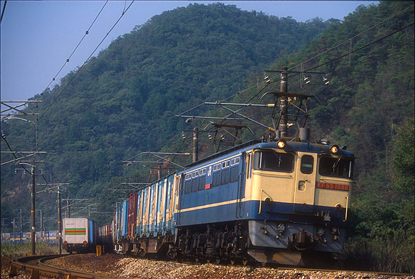 EF65 1000番台