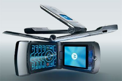 今日は何の日？】2004年7月27日はモトローラが「RAZR V3」を発表した日