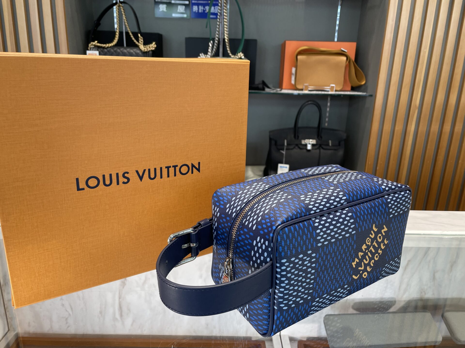 買取必見】ルイヴィトン ロッカー ドップ・キット ダミエ・ヘリテージ