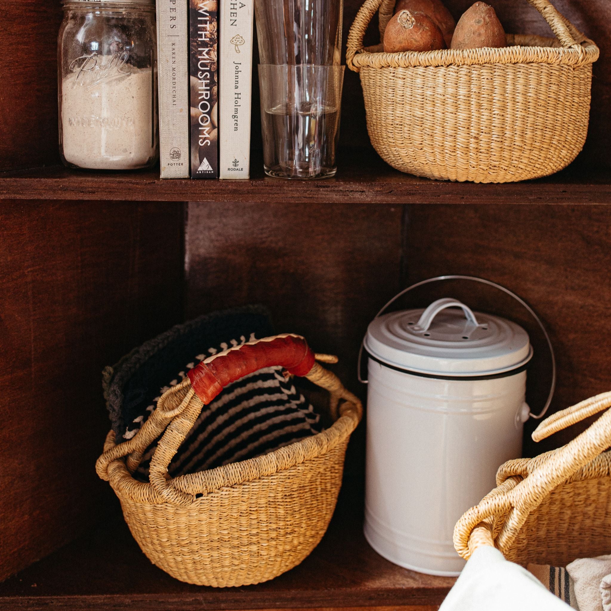 Mini Natural Bolga Basket with Tan Leather – Kaaterskill Market