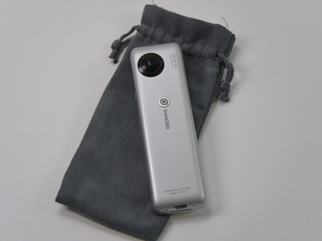 自分がドアップ」問題を解決!? Insta360 Nanoの360度撮影術 - 家電 Watch