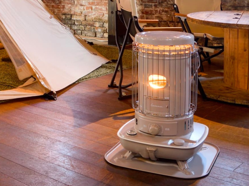 限定カラー・完売品】 コロナストア 石油ストーブ あずきミルク