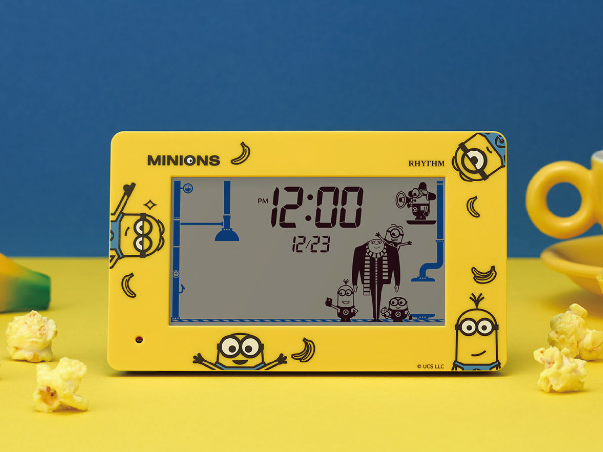 ミニオンが時刻に合わせてしゃべって動くデジタル時計 - 家電 Watch