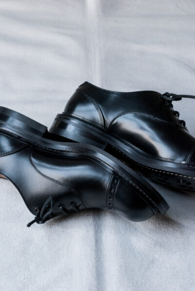 QUILP by Trickers M7401 Oxford Shoe Black Box Calf | kado〔カド